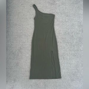 Abercrombie & Fitch ribbed knit midi dress
